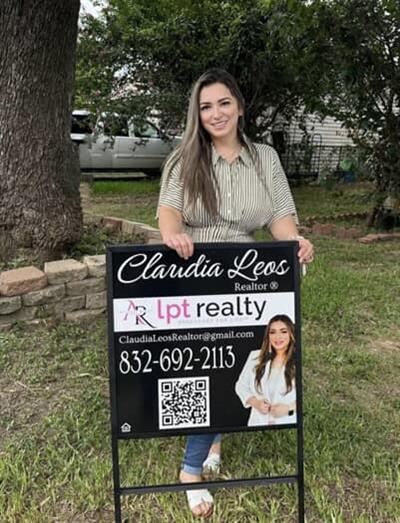Exterior Signage Photo